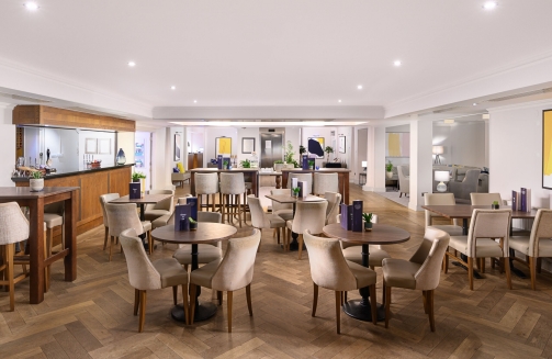 Voco Oxford Spires Deacons Bar'